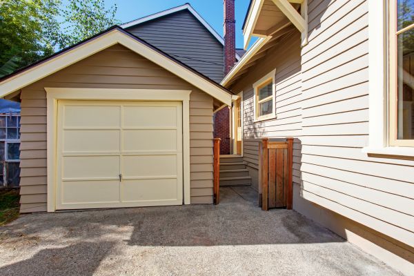 Garage Siding Replacement in Shingle Springs
